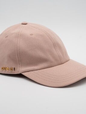 size XL Gucci Golden Metal Logo Canvas Baseball Cap Pink